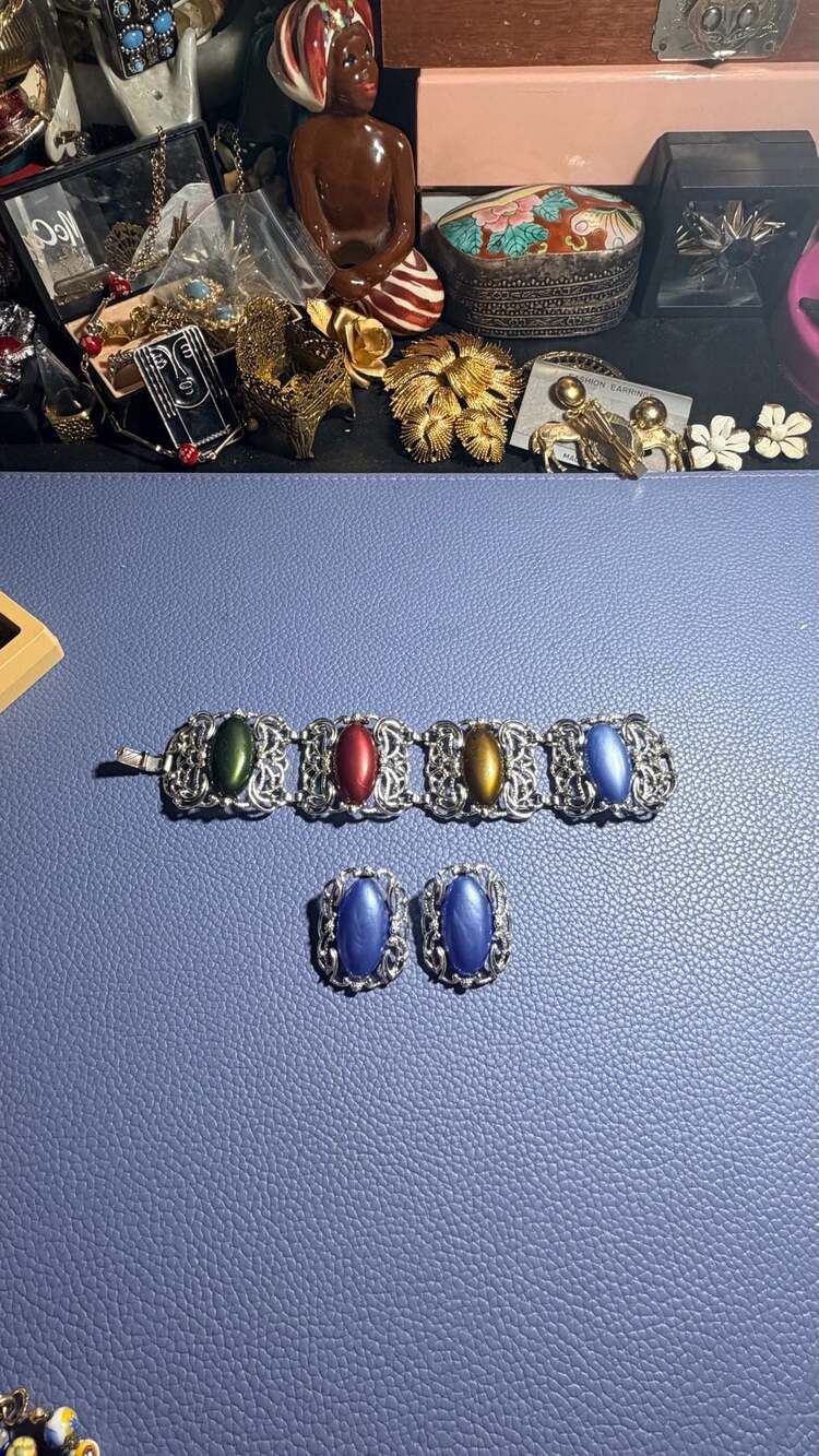 Vintage Sarah Coventry Carousel Silver Tone Multi-Color Cabochon Bracelet and Ea